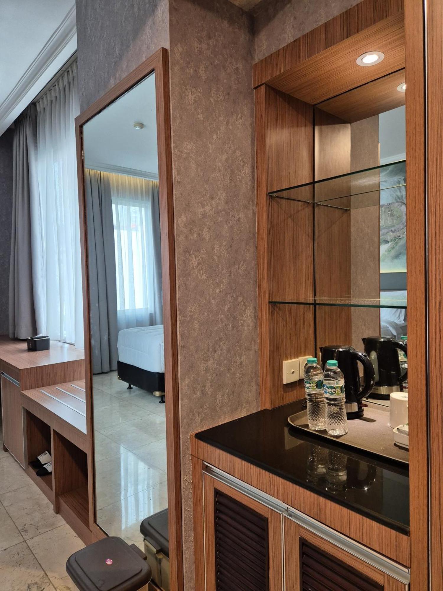 Giia Maluku Hotel Thamrin Yakarta Exterior foto
